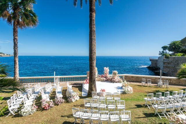 Cap Estel Swimming pool Jacuzzi · Luxury Hotel Côte d'Azur